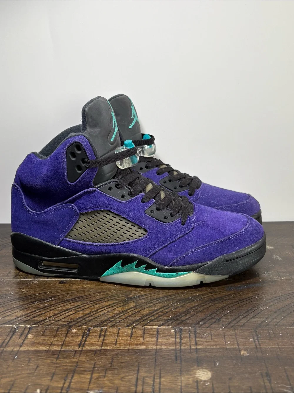 Air Jordan 5 Retro “Alternate Grape” Sneakers